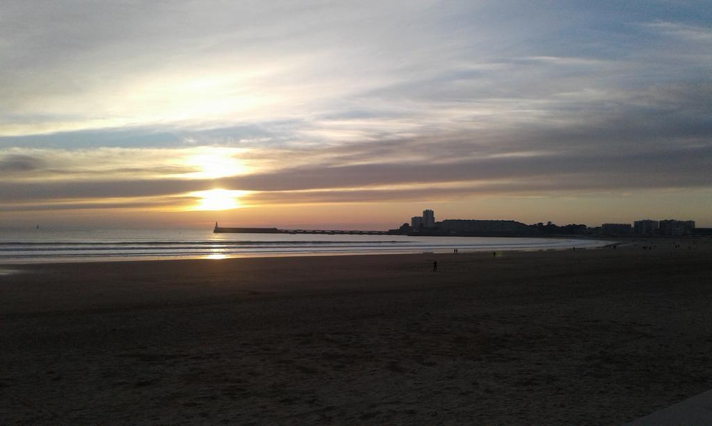 Hotel & Cantine De La Plage Les Sables-dʼOlonne Eksteriør billede