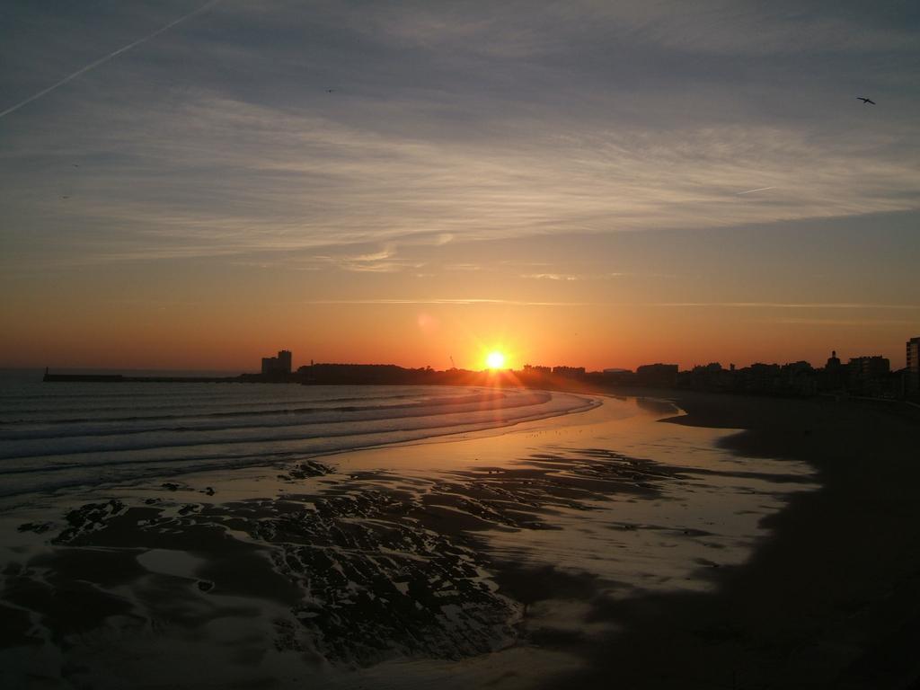 Hotel & Cantine De La Plage Les Sables-dʼOlonne Eksteriør billede